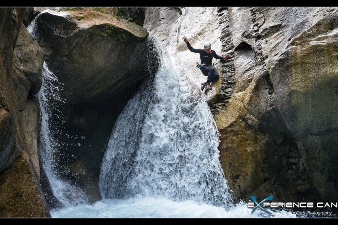 1 Poste de Moniteur de canyonisme (H/F) – Eté 2025
