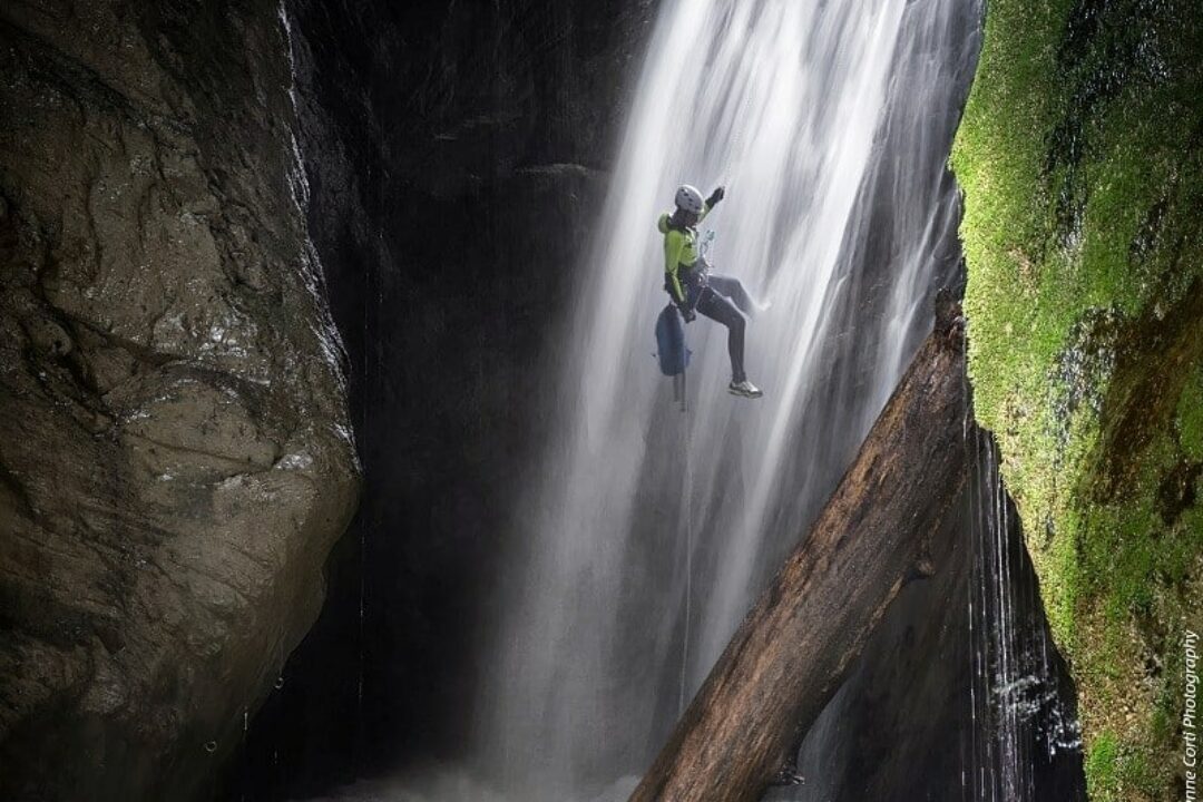 Canyoning et respect de l’environnement : pratiquer sans laisser de traces