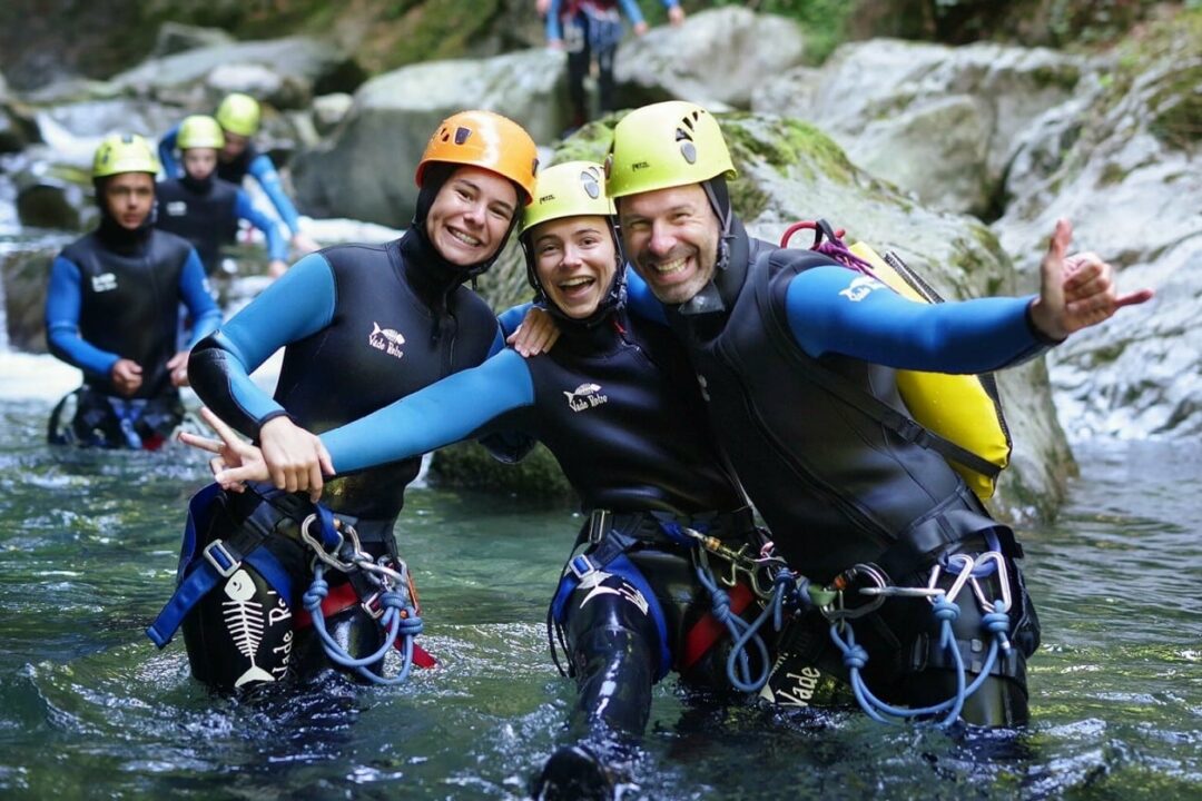 Les bases du canyoning : techniques et mouvements essentiels